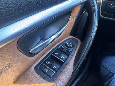 2017 BMW 3 Series 330i