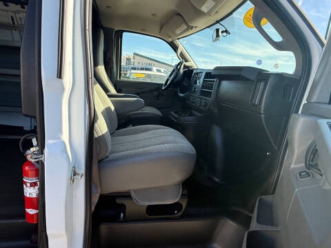 2020 Chevrolet Express 2500