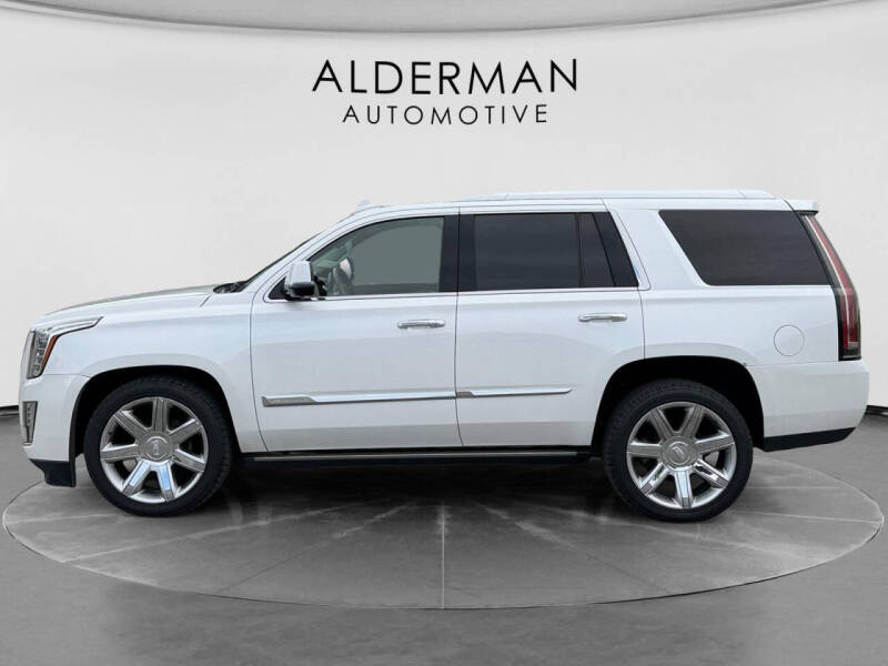 2016 Cadillac Escalade Platinum