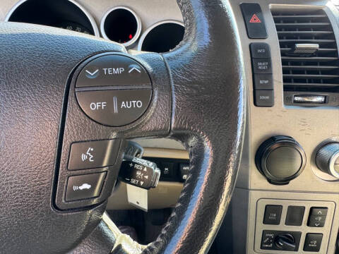 2010 Toyota Sequoia Platinum