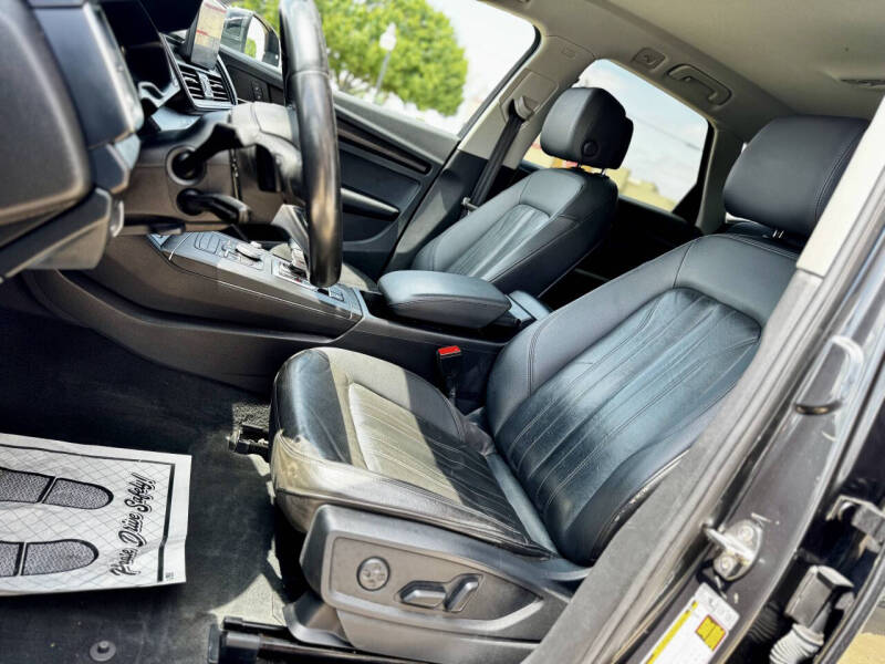 2019 Audi Q5 quattro Premium 45 TFSI