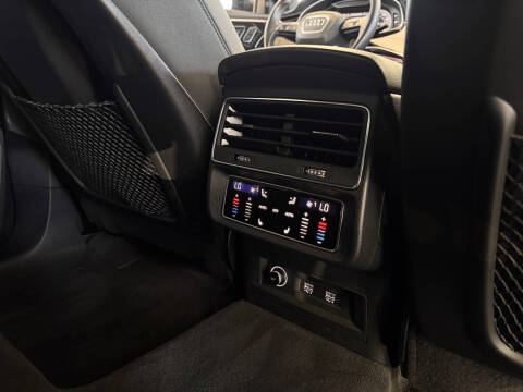 2019 Audi Q8 quattro Prestige 55 TFSI