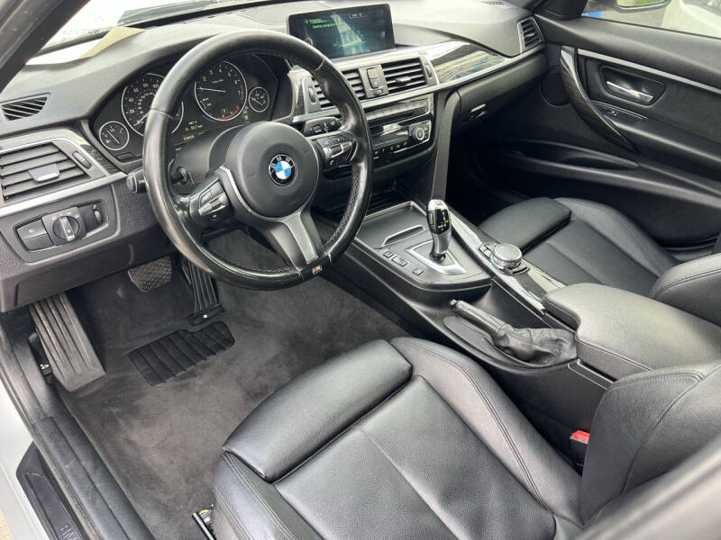 2016 BMW 3 Series 320i xDrive