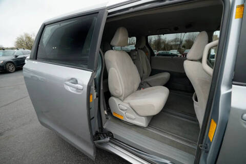 2014 Toyota Sienna