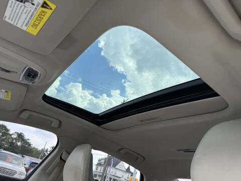 2017 Volvo S90 T6 Momentum