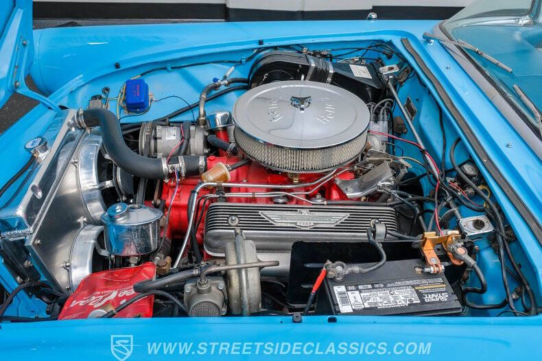 1957 Ford Thunderbird