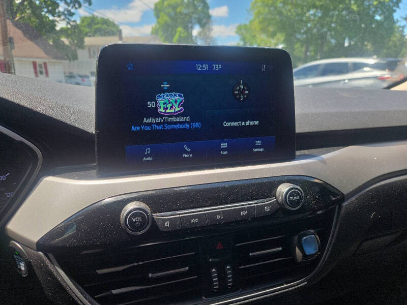 2020 Ford Escape SE