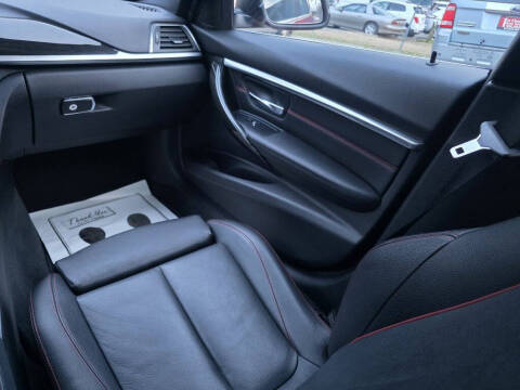 2017 BMW 3 Series 330i xDrive