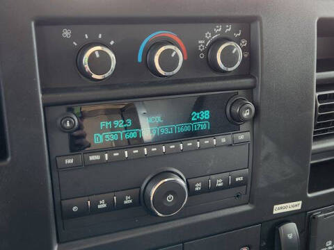 2025 Chevrolet Express 3500