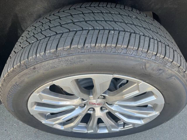 2024 GMC Yukon Denali