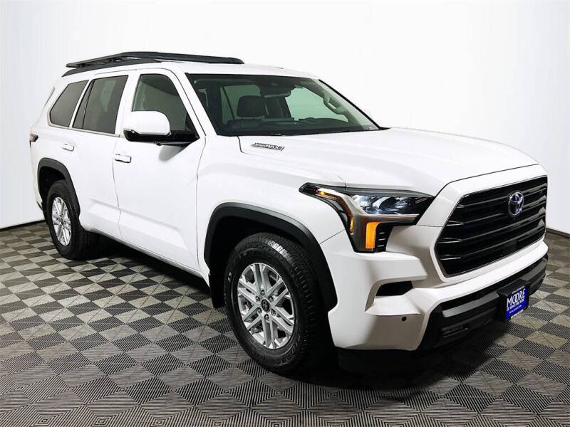 2024 Toyota Sequoia SR5