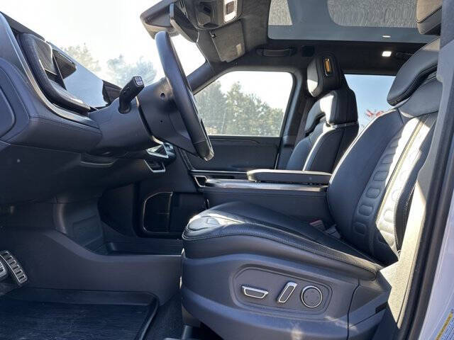 2022 Rivian R1S Launch Edition