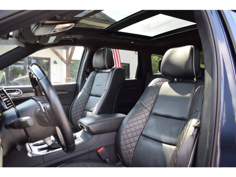 2020 Jeep Grand Cherokee Summit