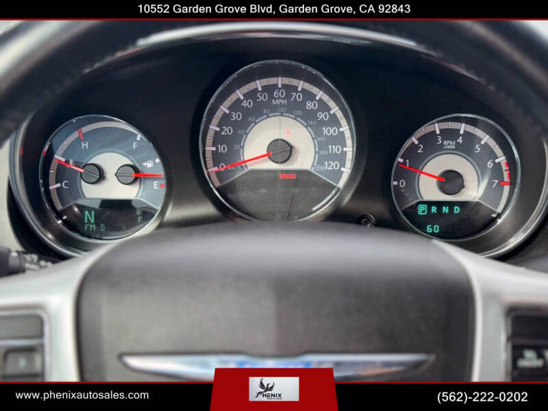 2014 Chrysler 200 Touring