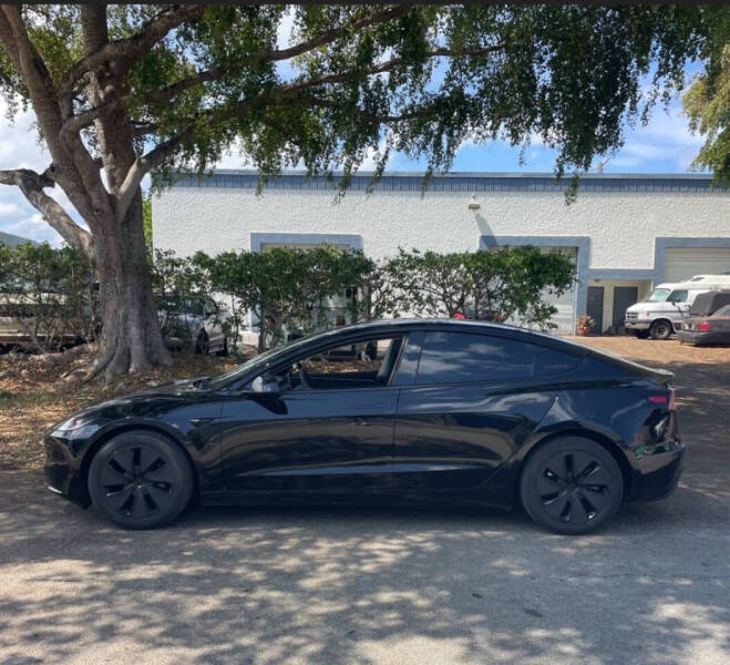 2025 Tesla Model 3 Long Range