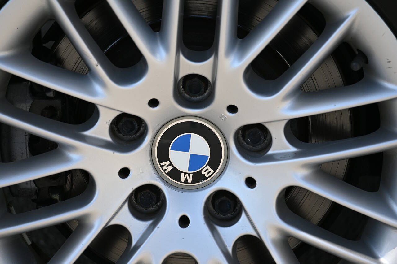 2003 BMW 5 Series 56