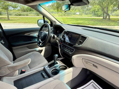 2019 Honda Pilot EX