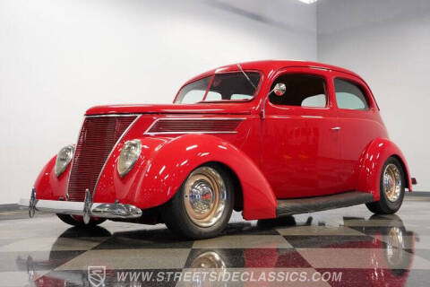 1937 Ford Tudor