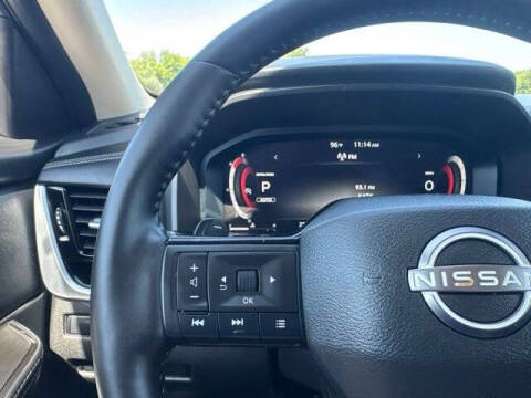 2025 Nissan Rogue SL