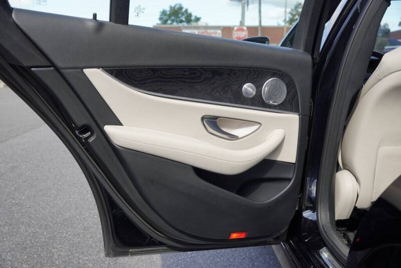 2017 Mercedes-Benz E-Class E 300 4MATIC