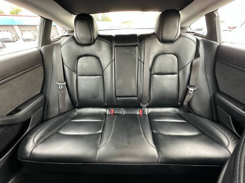 2020 Tesla Model 3 Long Range