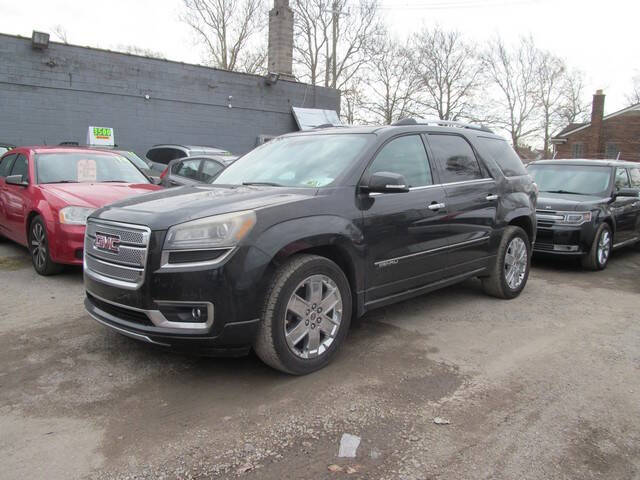 2015 GMC Acadia Denali's photo