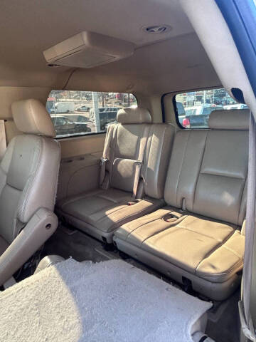2011 Cadillac Escalade ESV Luxury
