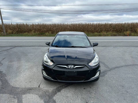 2012 Hyundai Accent GLS