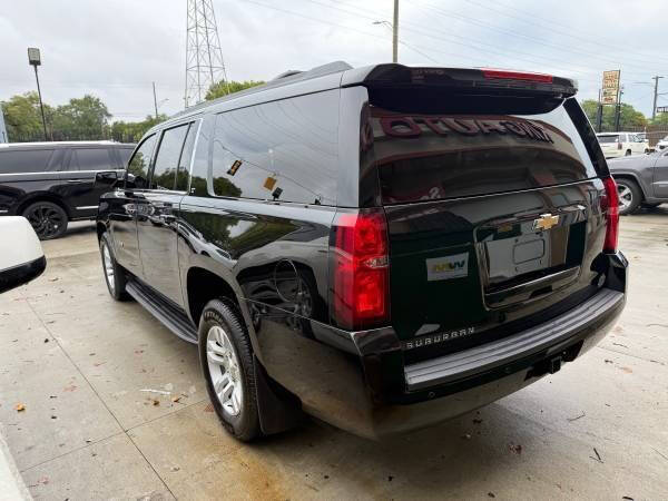 2017 Chevrolet Suburban LT