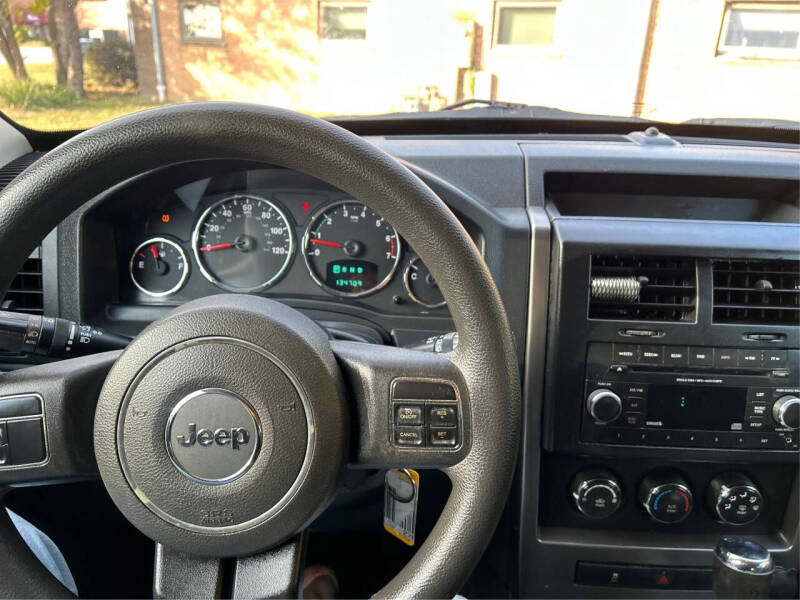 2012 Jeep Liberty Sport