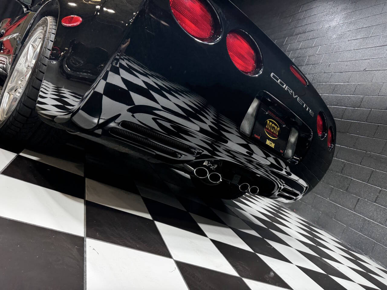 2004 Chevrolet Corvette 42
