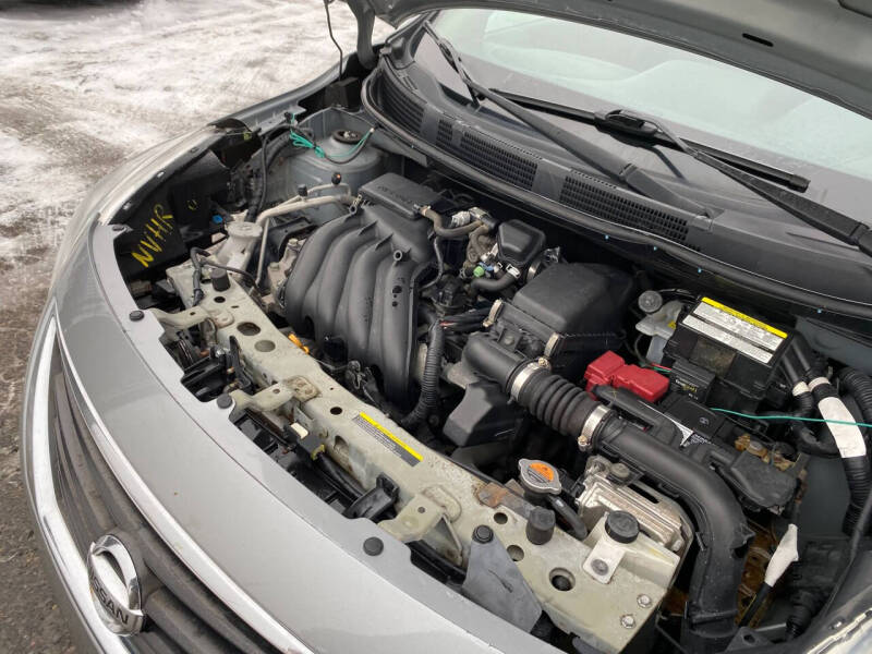 2013 Nissan Versa 1.6 S