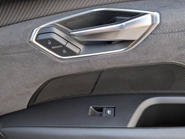 2023 Audi e-tron GT quattro Prestige