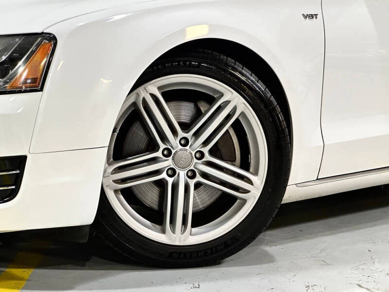2012 Audi A8 quattro