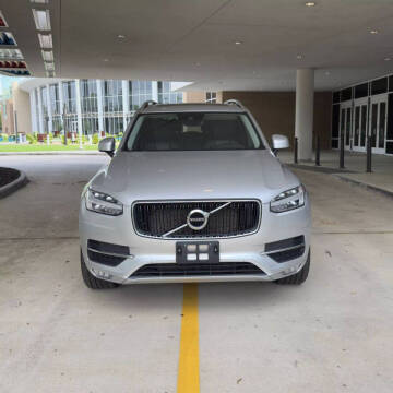 2019 Volvo XC90 T6 Momentum