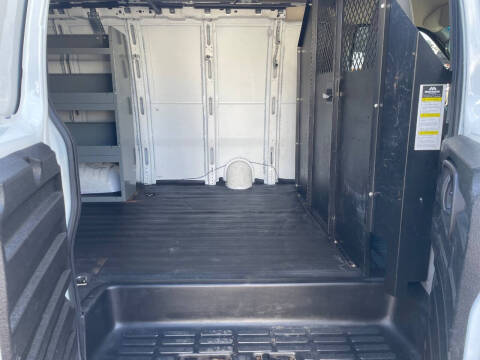 2017 GMC Savana 3500