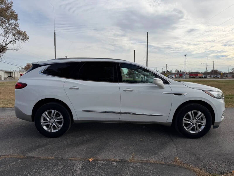 2020 Buick Enclave Essence