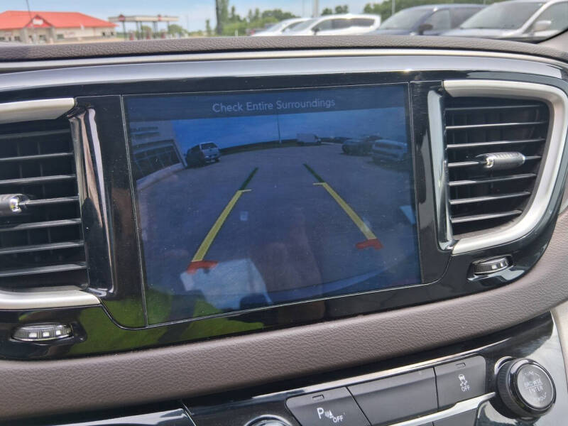 2017 Chrysler Pacifica
