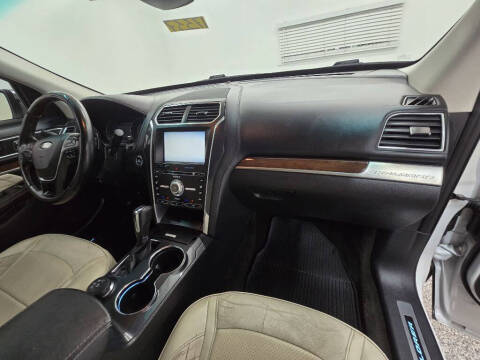 2016 Ford Explorer Platinum