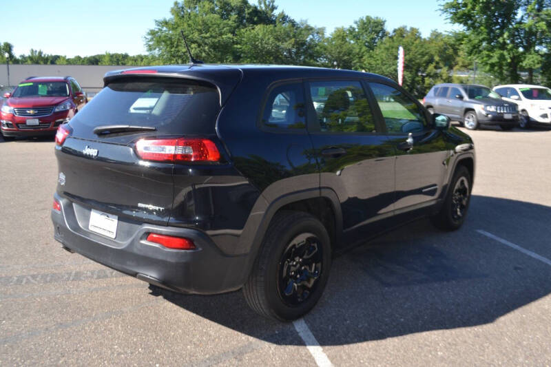 2015 Jeep Cherokee Sport