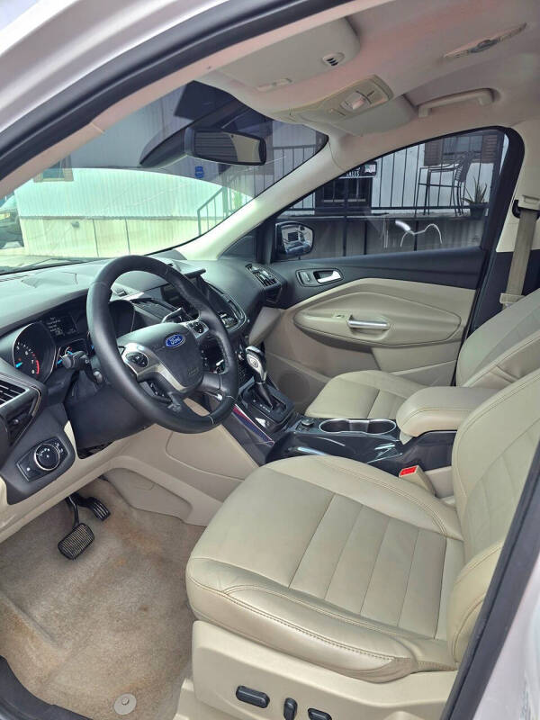 2014 Ford Escape Titanium