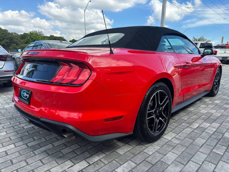 2022 Ford Mustang