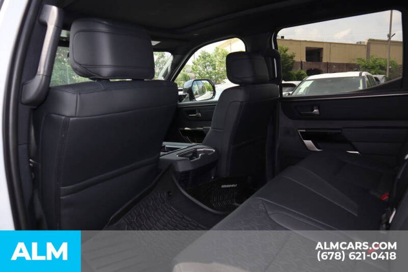 2025 Toyota Tundra Limited HV