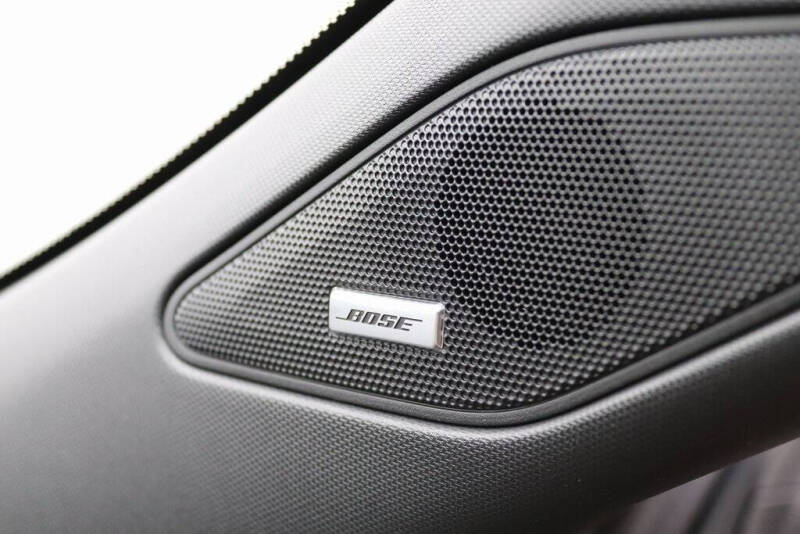 2025 Mitsubishi Outlander PHEV SEL