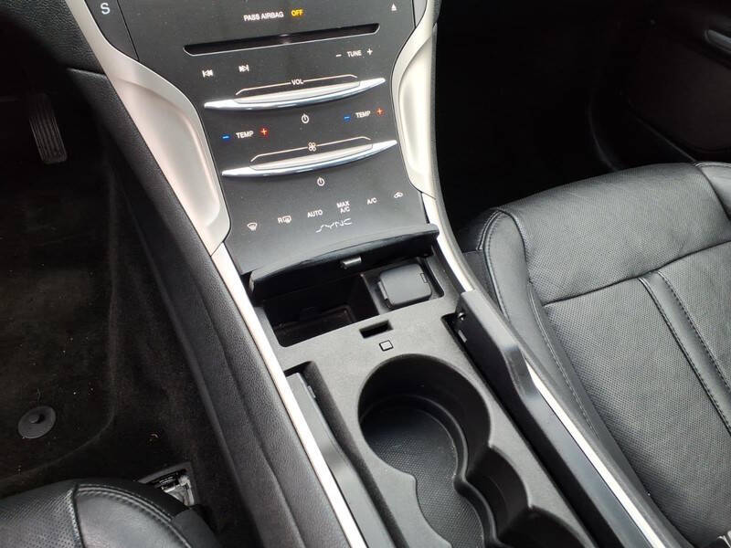 2016 Lincoln MKZ