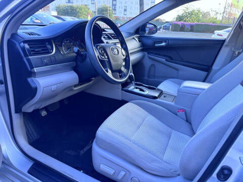 2012 Toyota Camry LE