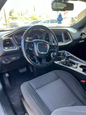 2018 Dodge Challenger SXT