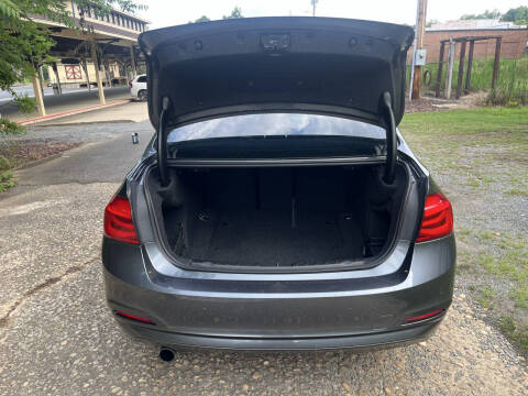 2017 BMW 3 Series 320i xDrive