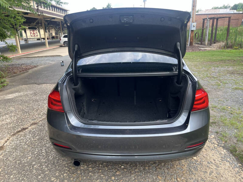 2017 BMW 3 Series 320i xDrive