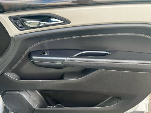 2015 Cadillac SRX Performance Collection